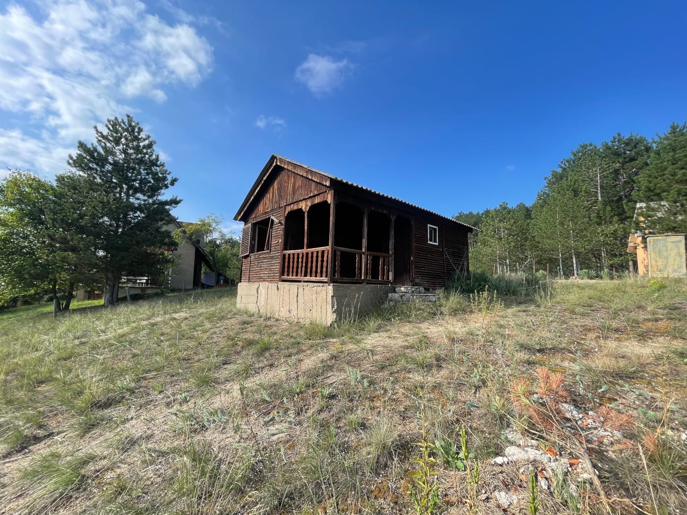 Eksterijer kuće A u naselju Vinci pre renoviranja